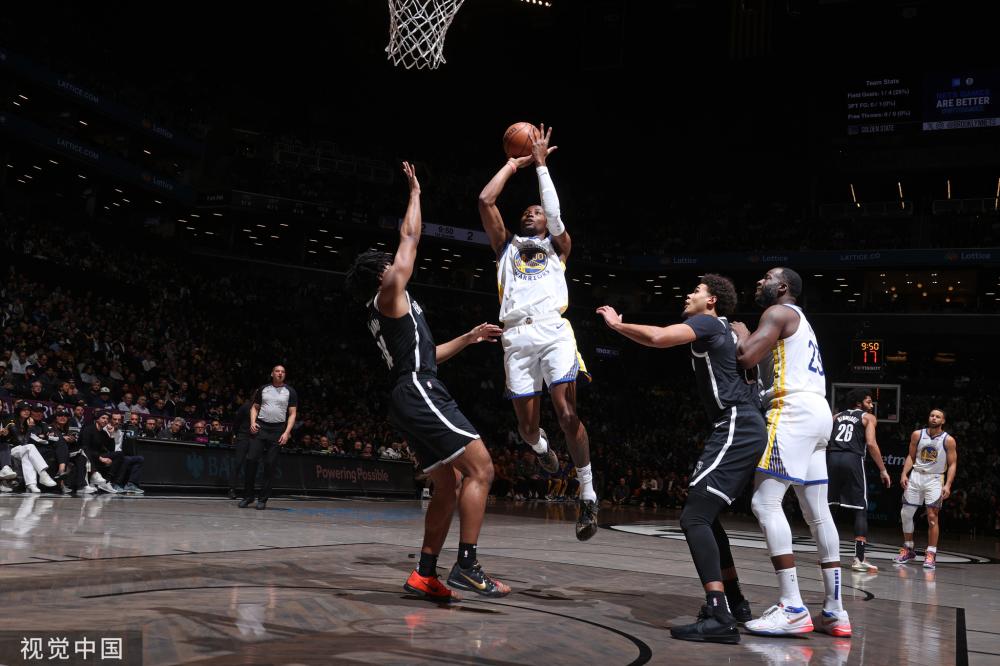 他的缺席让 他的缺席让